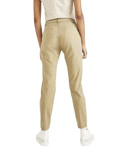 Pantalón chino Dockers® Weekend Skinny Fit de mujer