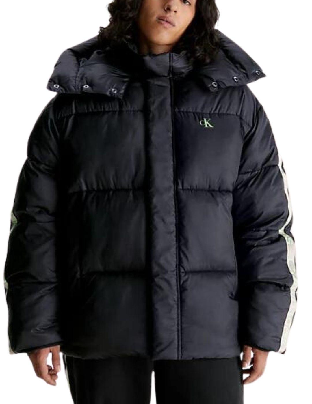 Chaqueta Calvin Klein overside con tira en la manga