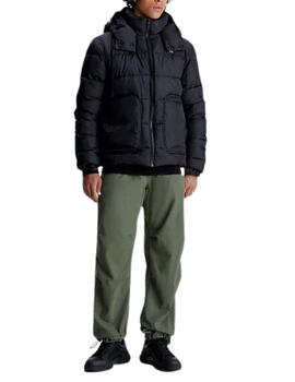 Chaqueta ligera Calvin Klein de plumas en material reciclado