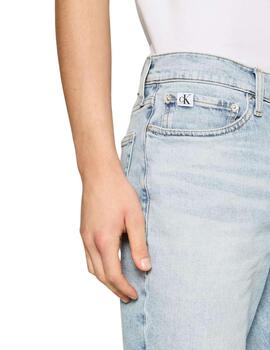 Short Calvin Klein slim fit en denim elástico para hombre