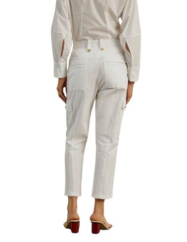 Pantalón cargo Lion of Porches en blanco para mujer