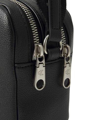 Bolso Calvin Klein de bandolera de mujer en piel sintética