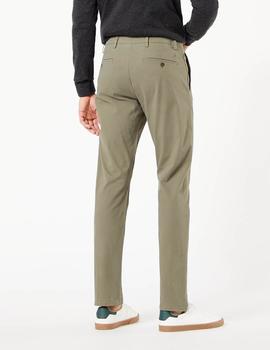 Pantalón Dockers Slim Fit Smarta 360 Flex Alpha Chino