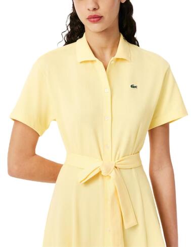 Vestido Lacoste de piqué con vuelo y cinturón de mujer