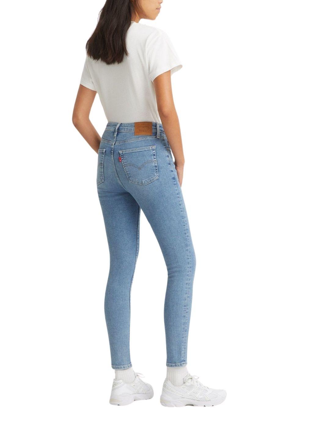 Pantalón Levi's® 721 de tiro alto Blue Wave Light para mujer