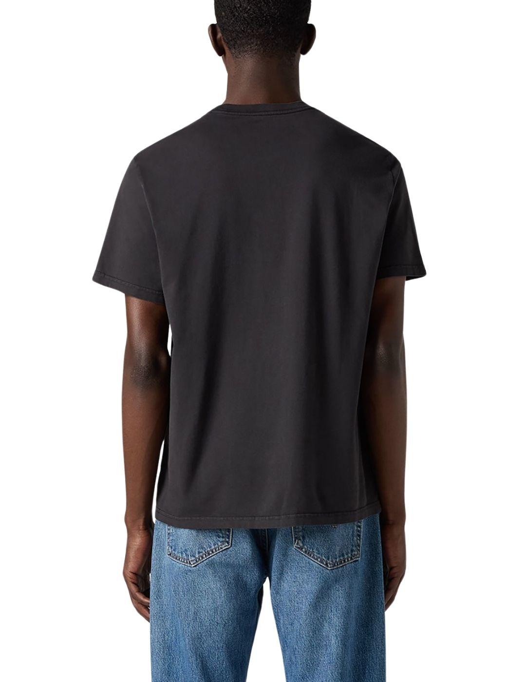 Camiseta Levi's® de hombre con logotipo en el pecho
