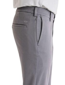 Pantalón Dockers go active flex chino skinny gris