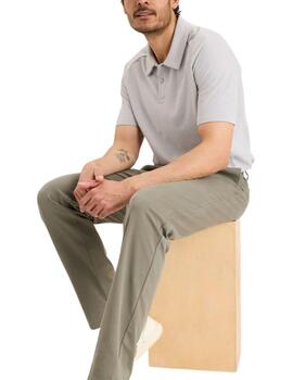 Pantalón Dockers Go Activeflex Chino, Slim Fit para hombre