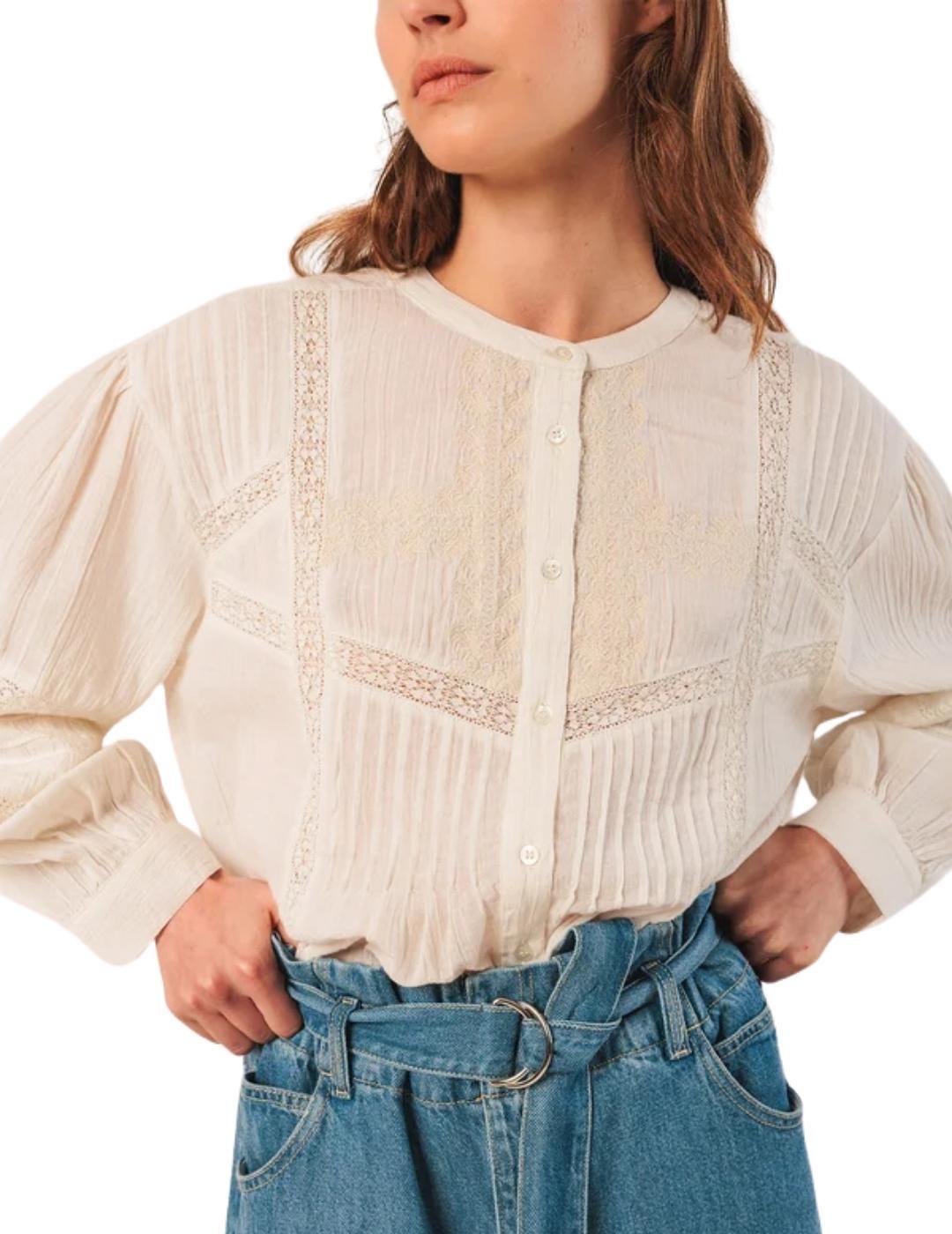 Camisa Indi & Cold con bordado étnico en algodón orgánico