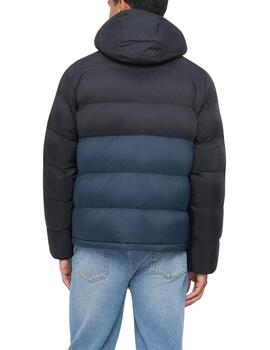 Chaqueta Calvin Klein de plumas con capucha bicolor