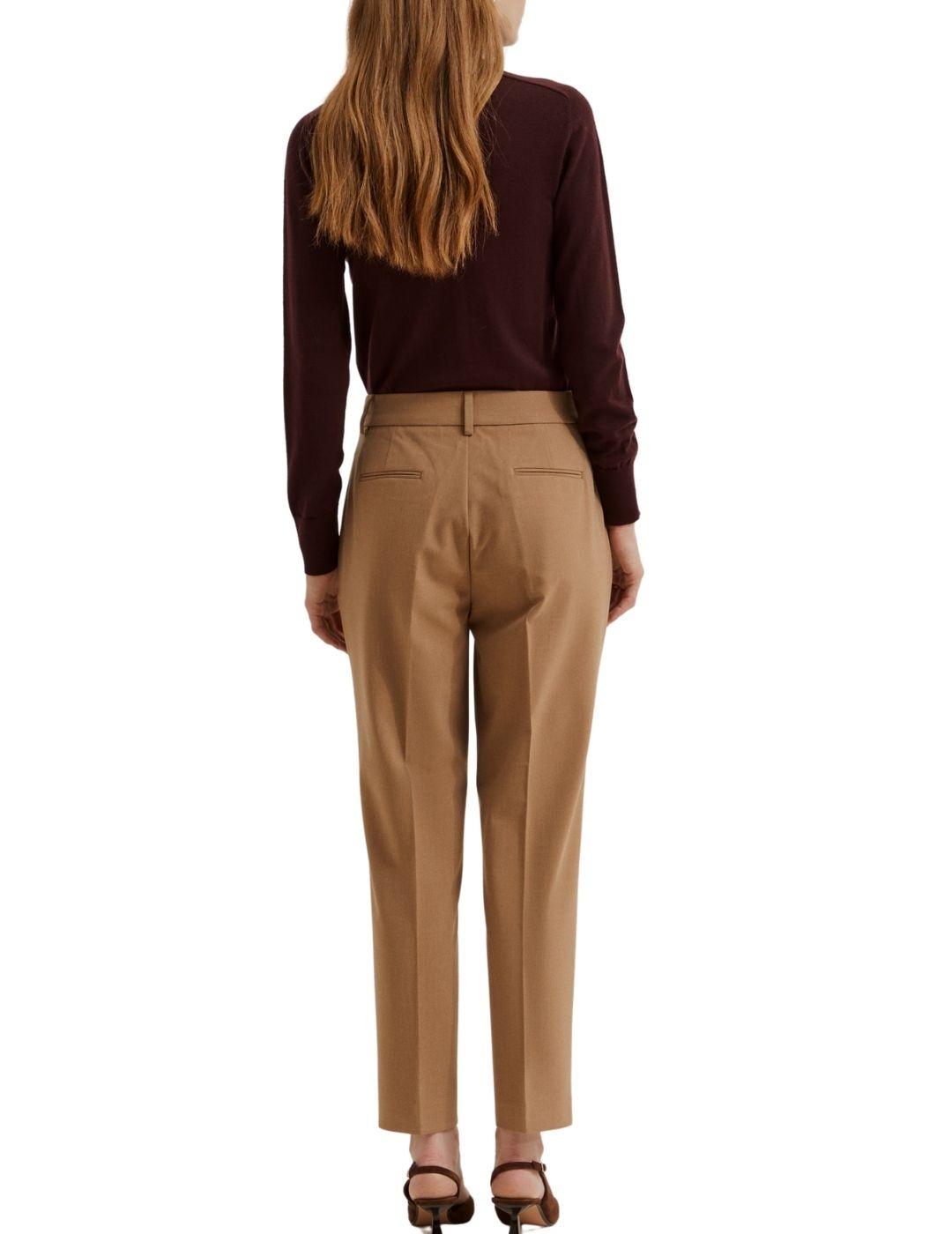 Pantalón Lion of Porches chinos clásicos camel de mujer