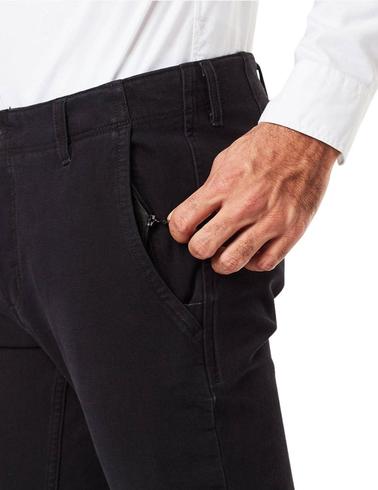 Pantalón Dockers Alpha Skinny Fit negro