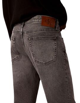 Pantalón vaquero Calvin Klein Slim Pewter Rock Jean en gris