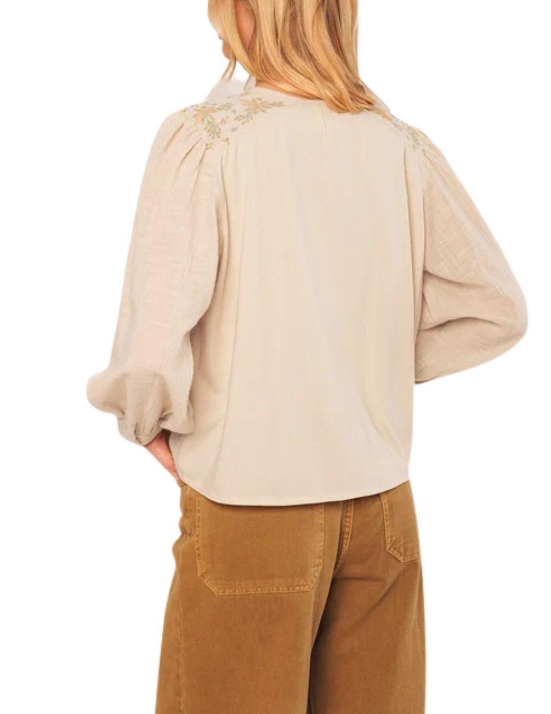 Camisa Indi & Cold con bordados de mujer