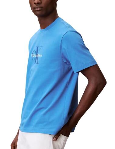 Camiseta Calvin Klein de manga corta en azulón de hombre