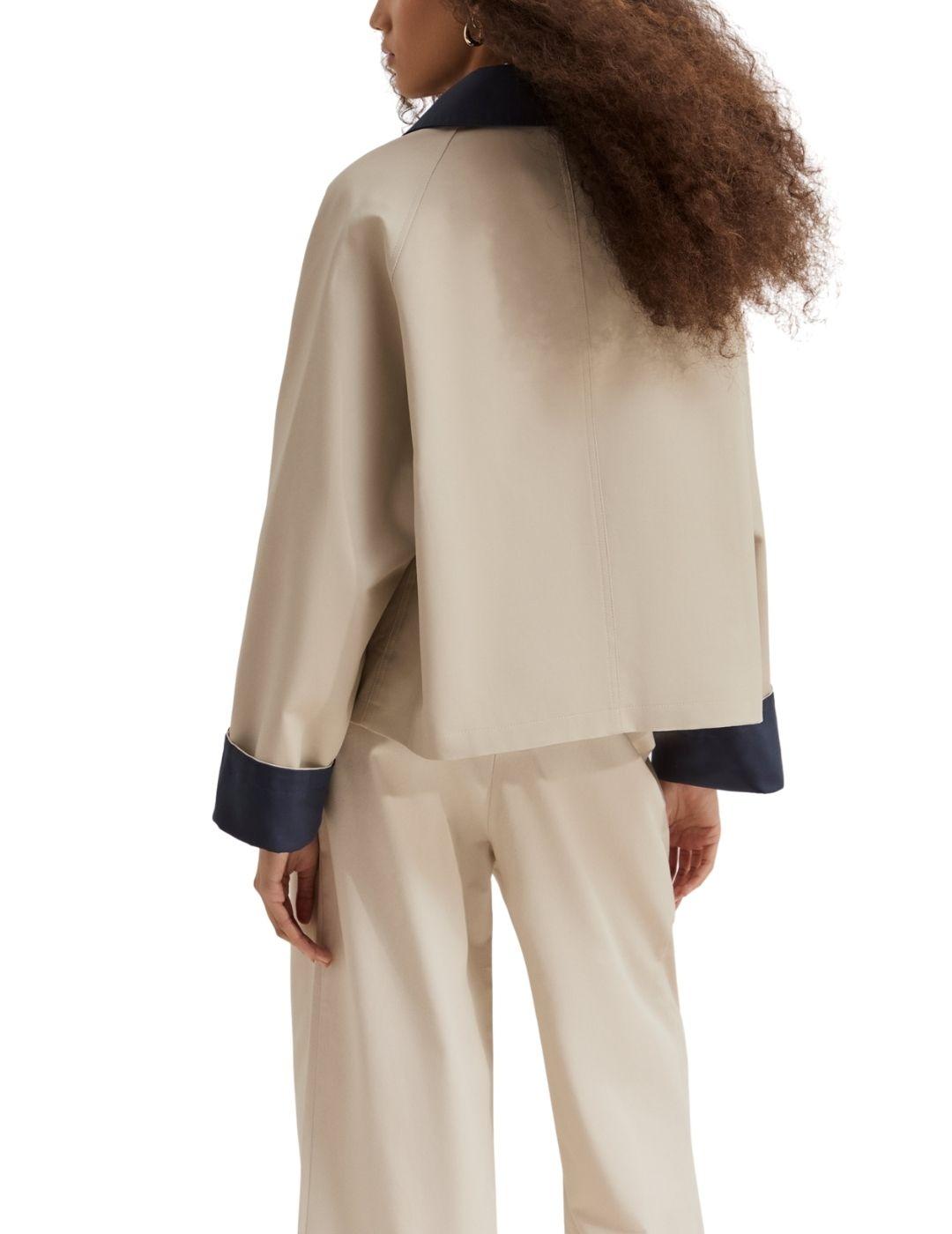 Chaqueta corta Lion of Porches con manga ranglan