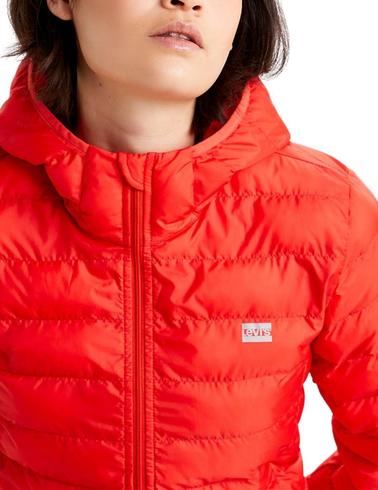 Chaqueta Levis Pandora Packable Jacket roja de mujer