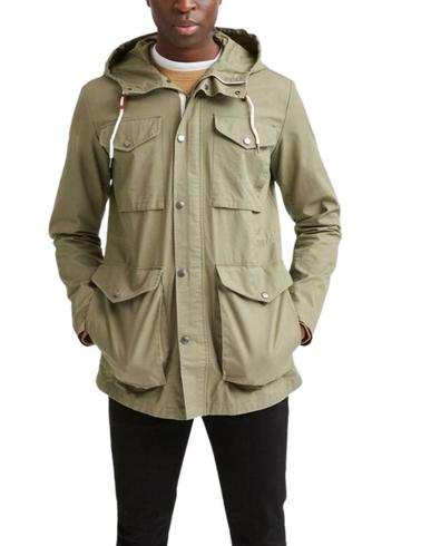 Parka Selected Homme verde militar con múltiples bolsillos