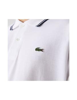 Polo Lacoste Classic Fit con rayas en cuello y puños