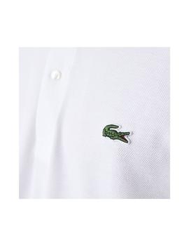 Polo Lacoste Classic Fit con rayas en cuello y puños