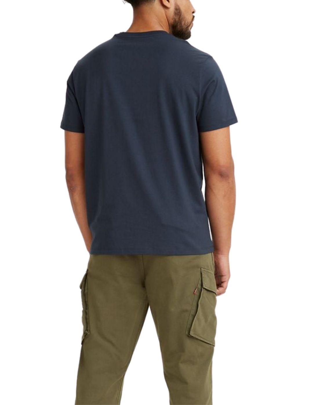 Camiseta Levi's® con logotipo en el pecho para hombre