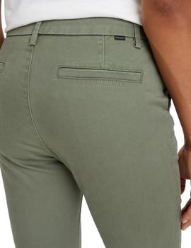 Pantalón chino Dockers Weekend Skinny Fit de mujer