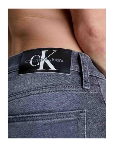 Short Calvin Klein slim fit en tejido denim gris para hombre